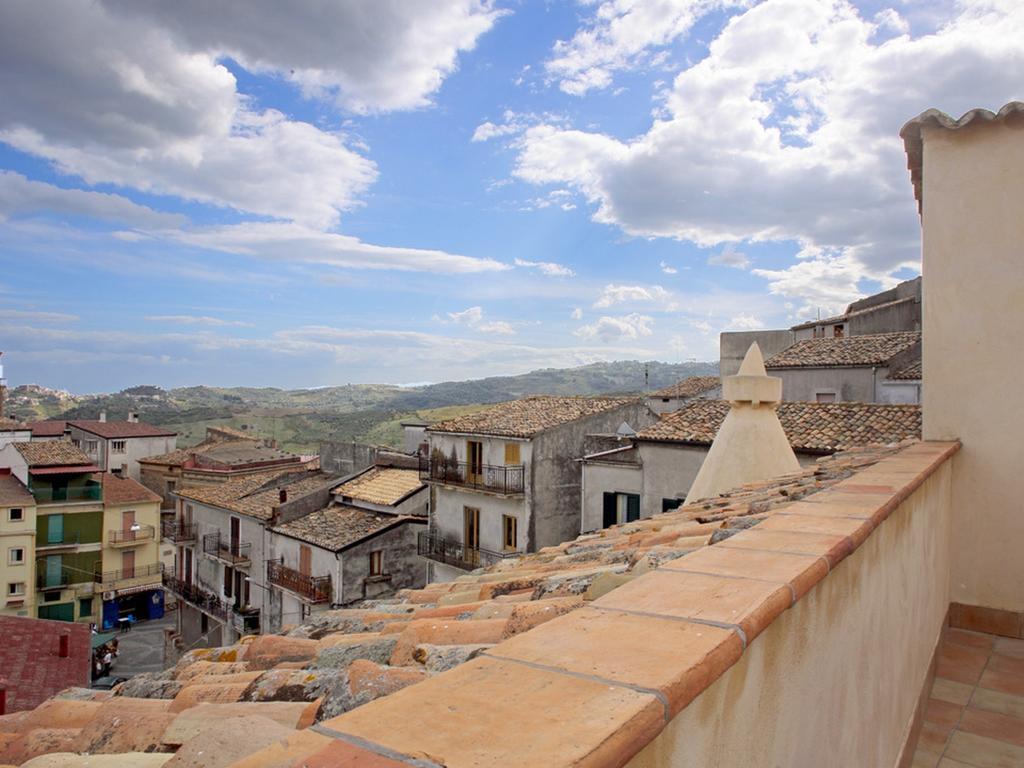 Palazzo Madeo - Residenza D'Epoca Bed & Breakfast Crosia Exterior photo